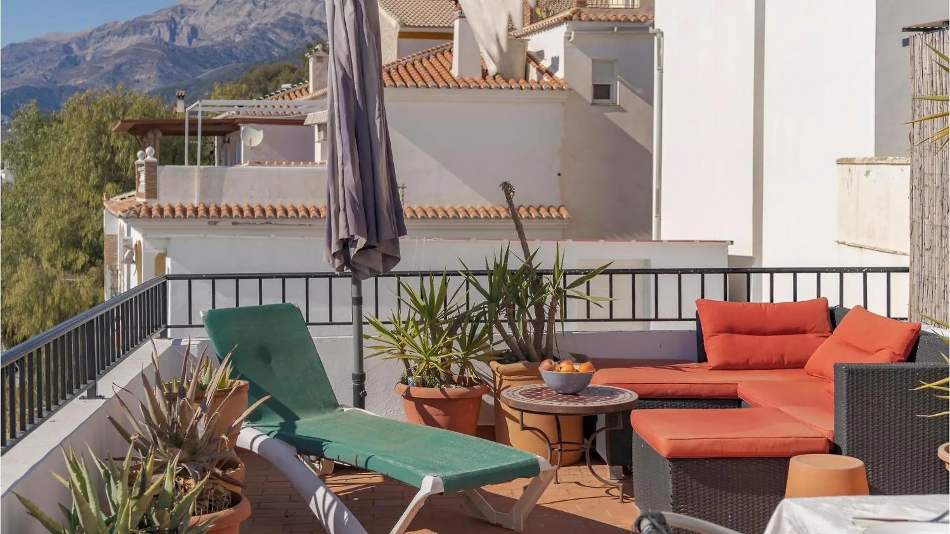 Cozy Home In Competa With Kitchenette